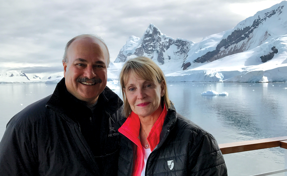 Issue 219 - Supporter Spotlight (16x9)