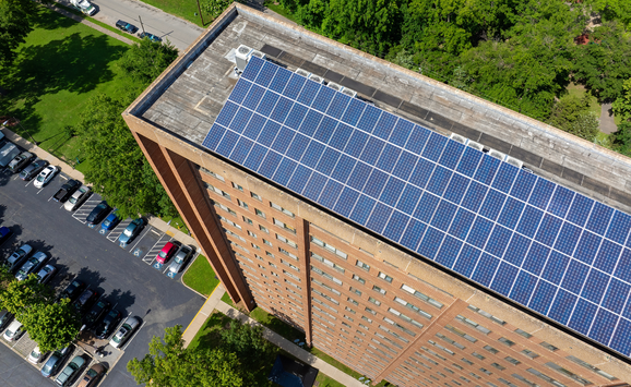 shutterstock_2512878343